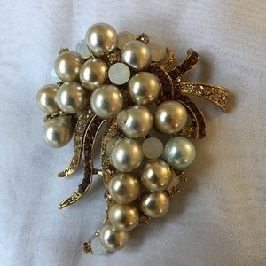 Golden pearl & opal brooch